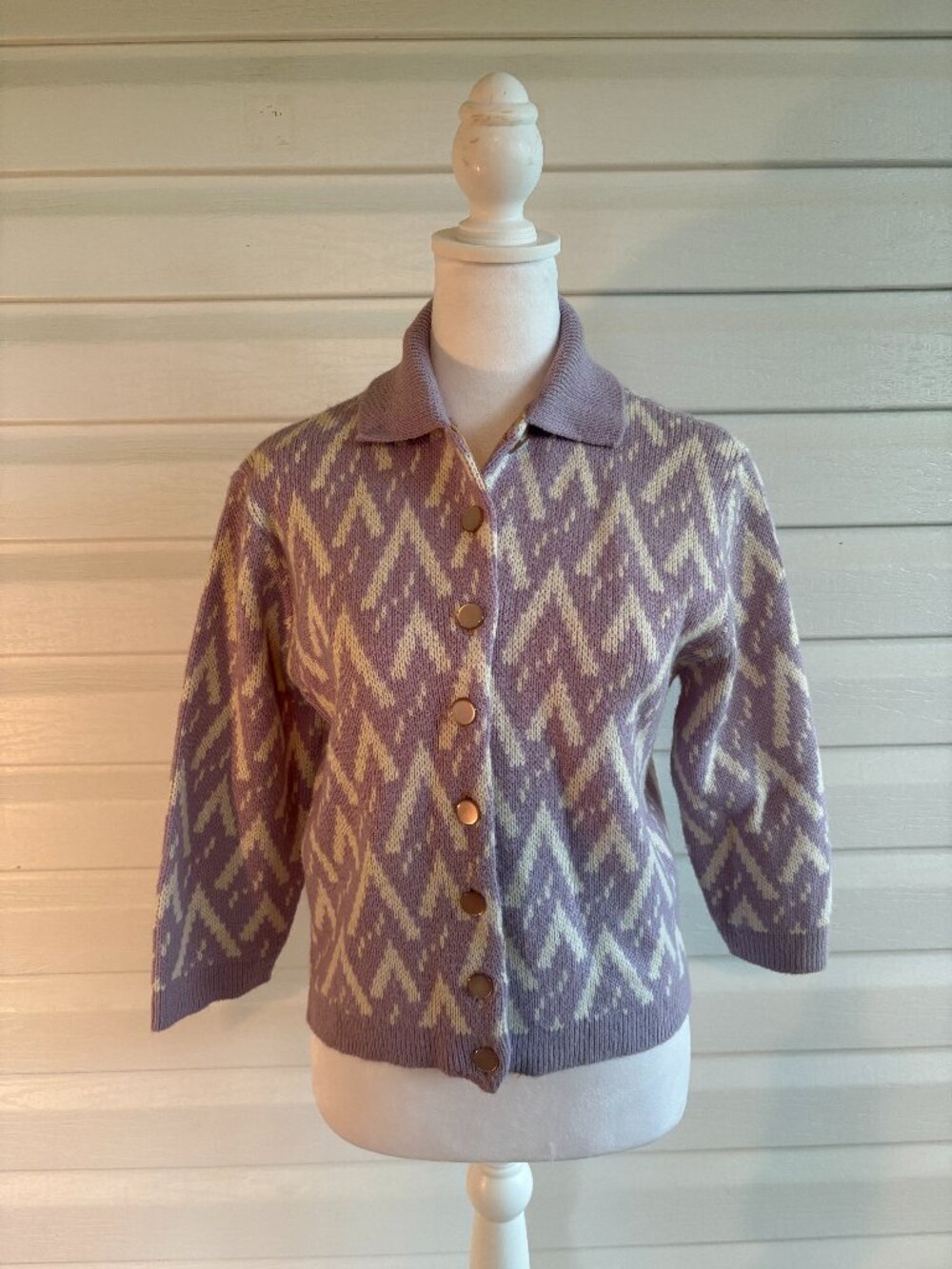 VTG Women's Cardigan Collared Sweater Purple & White see measurements for size